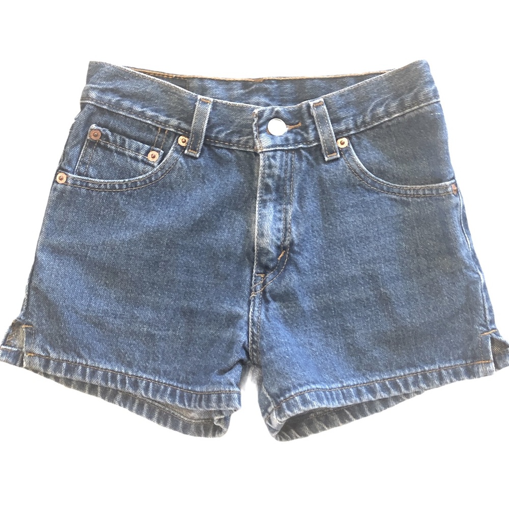 Levi shorts PRETEEN girls